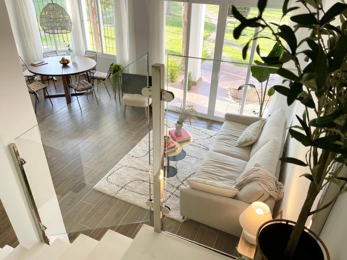 Apartemen Modern Penthouse In With Pool *