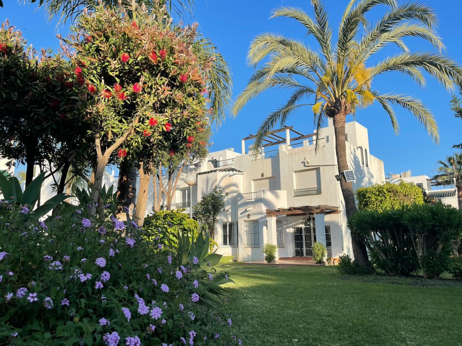 Apartemen Modern Penthouse In With Pool Marbella
